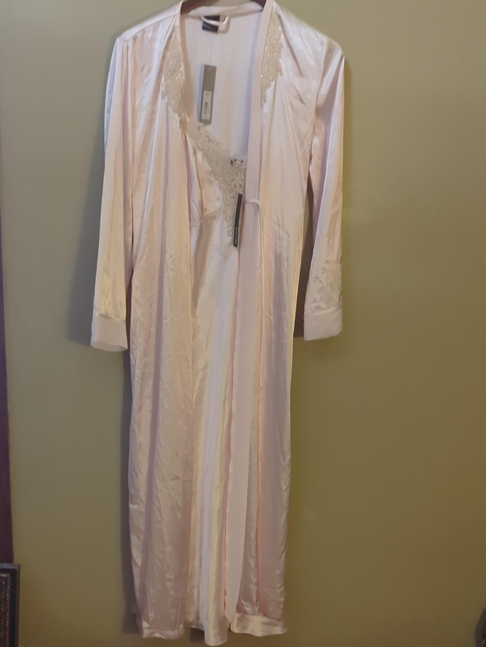 Apt. 9 Light Pink Satin Lace-Trim Long Robe